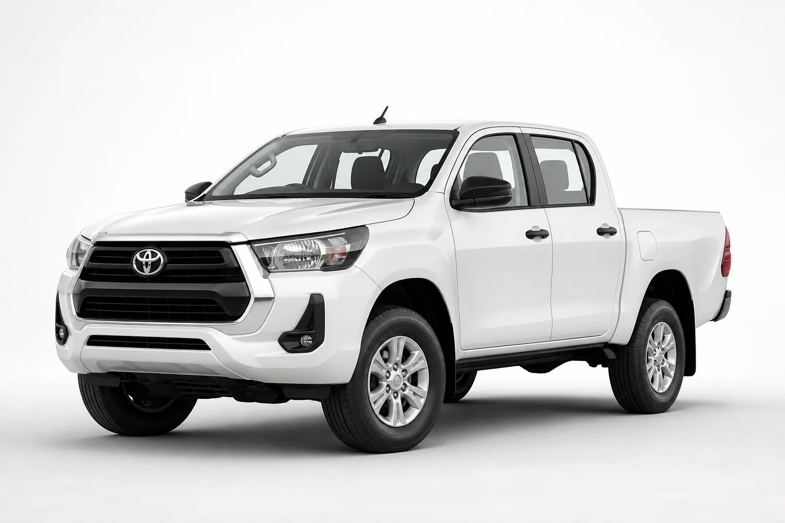 Toyota Hilux · 2020 · White